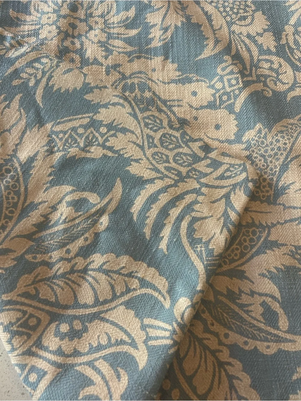 Set 2 Pottery Barn Zuri Damask Pillow Shams 22” x 22” NWOT
